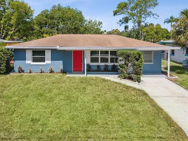 $1,500 / 3br - 1100ft2 - 3 BR 1 BA Waterfront House With Boat Dock for Rent (New Port Richey)63991229074179120