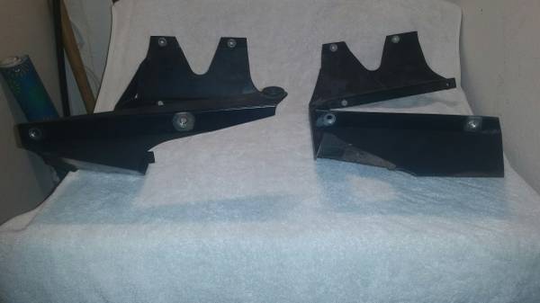 BMW K100RS (8V) Belly pan mount 1