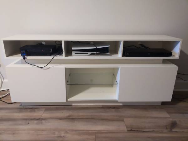 TV Stand 1