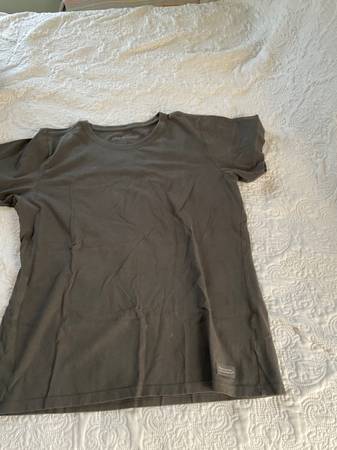 Life is good t shirt, women’s large 1