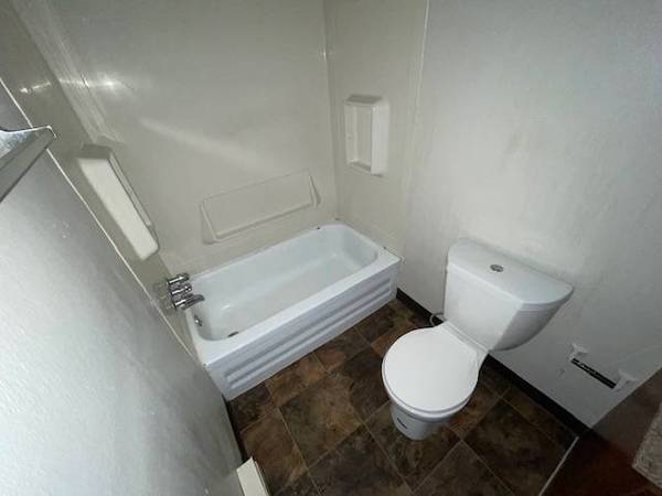 $1,000 / 1br - 850ft2 - Loft-style Condo in Industrial-style building available for Rent (East Liberty)64013374583809124