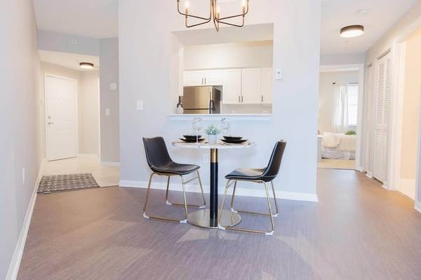$1,885 / 1br - NO HOA and not strict on credit 1/1 and 2/2 available NOW (West Palm Beach)64002015805953121
