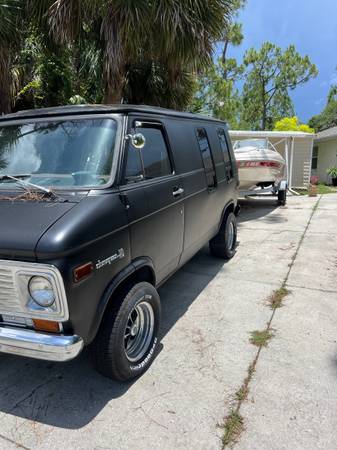 1975 Chevrolet g10 van 1