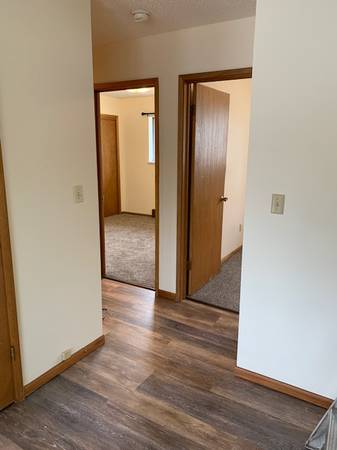 $1,000 / 2br - 650ft2 - Quiet Pioneer Hill 2 bedroom (Pullman)63980821022851121
