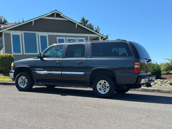2003 gmc Yukon XL 2500 serie 4x4 8.1 L big block con neumáticos nuevos!! - $7,500 (Gig Harbor)63624452651265122