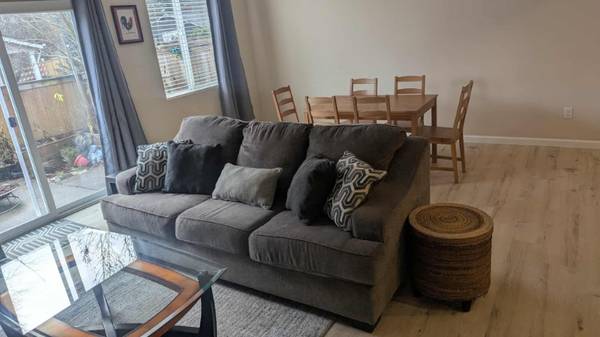 $2650.00 / 3br - 1550ft2 - Home on Pond63999453170307124
