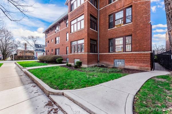 $1,080 / 1br - 1100ft2 - SWEET UNIQUE CONDO (Oak Park)63898856073474124