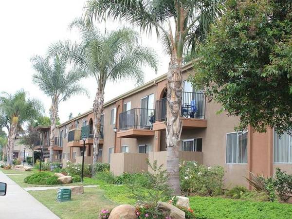 $1,956 / 1br - 650ft2 - Laundry Facilities, Patio/Balcony, Extra Storage, Disposal (El Cajon)63663752681089124