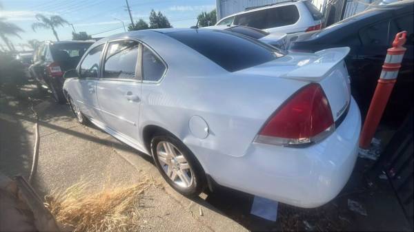 2011 Chevrolet Impala Chevy LT Sedan 4D Sedan - $3,400 (Real Deal Auto)63619557359105121