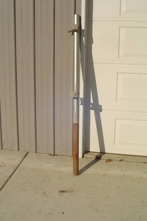 Galvanized Steel Fence Posts with Stringer Brkts. 1