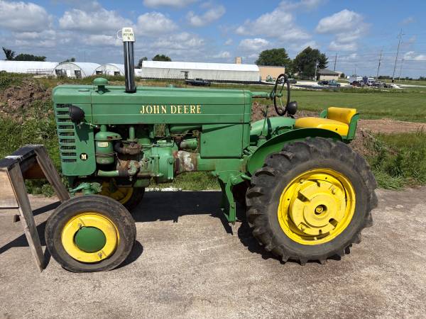 John Deere model M 1