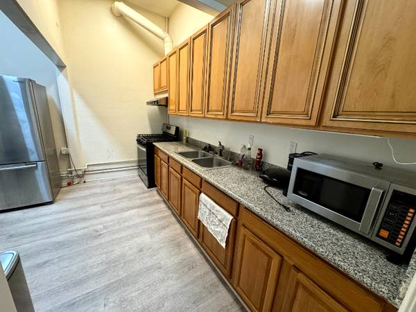 $4600.00 / 4br - 1150ft2 - 1348 Park St, Alameda, CA 9450163847324424067121