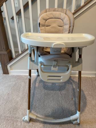 Maxi-Cosi Minla 6 in 1 Classic Oat Portable Foldable High Chair - $125 (Rockville)63471145867267120