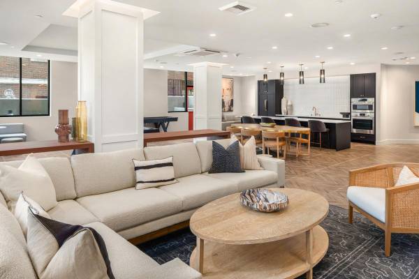 $2,373 / 1br - 618ft2 - A/C, See our photos, Conference and meeting rooms (Capitol Hill, First Hill, Seattle)63808059401731123