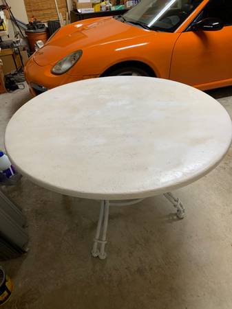 OUTSIDE PATIO SET.TABLE AND 3 SWIVEL CHAIRS 1