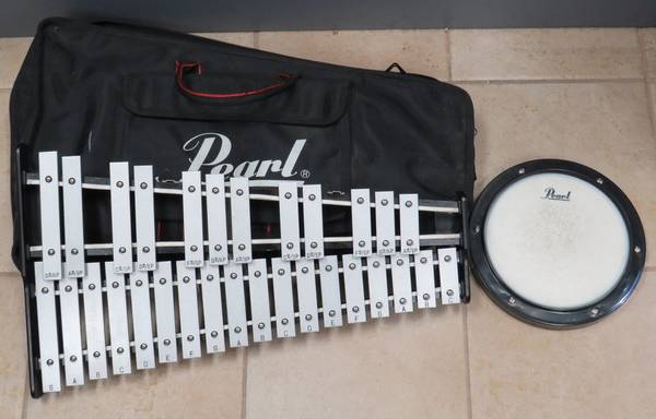 Pearl Xylophone Bell Kit w/ Practice Pad, Case & Stand 1