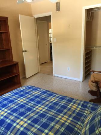 $1,050 / 1br - 1br - **FURNISHED ROOM FOR RENT SAINT PETERSBURG APPEALING JUNGLE AREA (St. Pete.)63991225279874123