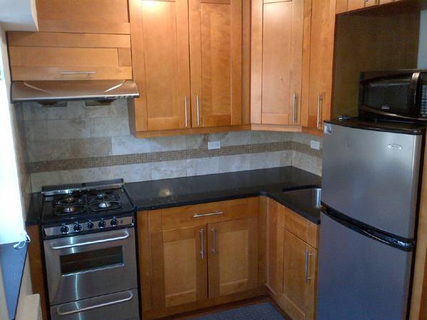 Central Flushing STUDIO Apt – NO BROKER FEE – 6th FL - Rent from Owner 1