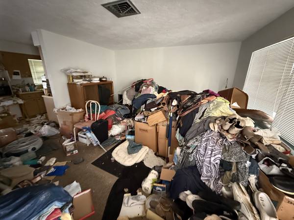 Need  Property Cleanup furniture,Estates,Barns, garages junk gone? 1