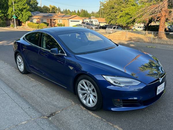 2016 Tesla Model S - 83,090 Miles - New Body Style - Financing Avail - $16,500 (Orangevale)63619153231617122