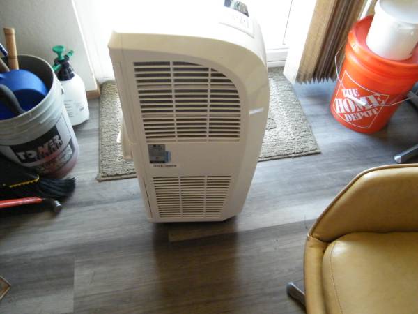 LG Portable Air Conditioner Model LP0814WNR With Window  Vent - $60 (Bellingham)63435861784963122