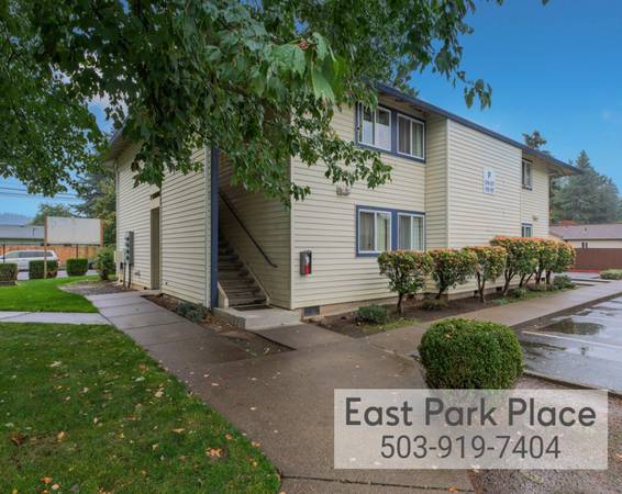 $1,450 / 2br - Quiet 2B Apartment with Seasonal Pool, Open Kitchens - In Portland (Rockwood Area)63867269381889120