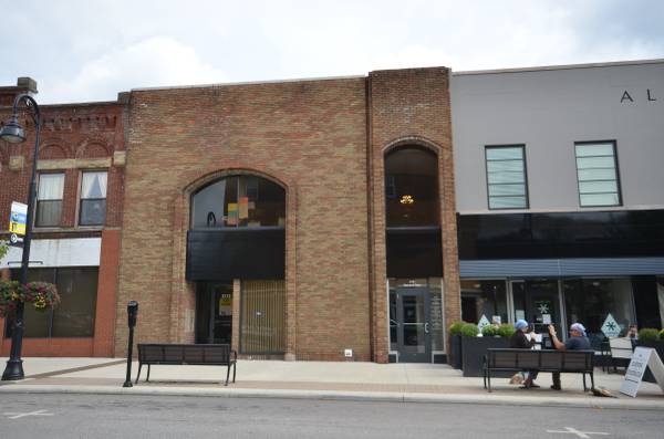$395 / 208ft2 - Suites available at 2115 Front St (Cuyahoga Falls)64150294842627123