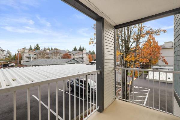 $1,495 / 1br - 665ft2 - Tour Today, Cozy Electric Fireplace, Expansive Dual Pane Windows (Progress Ridge)63956925705987124