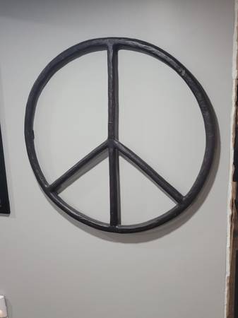 Pottery barn peace sign 1