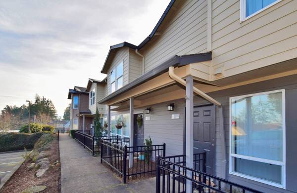 $1,374 / 1br - 522ft2 - Upcoming One Bedroom Availability63672530062209122