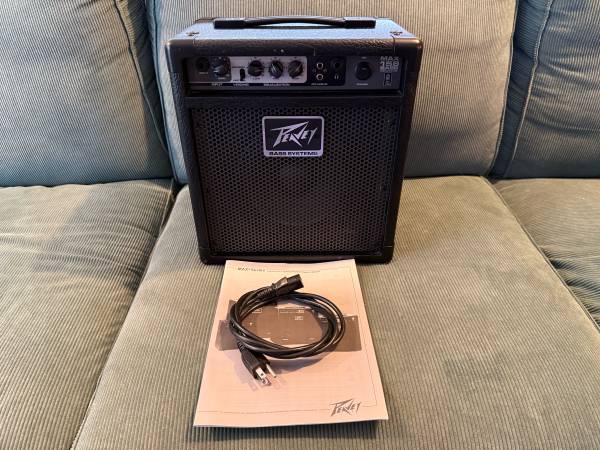 Peavey MAX 158 Amplificador de Bajo para Práctica - $60 (Bothell)63440630757249121