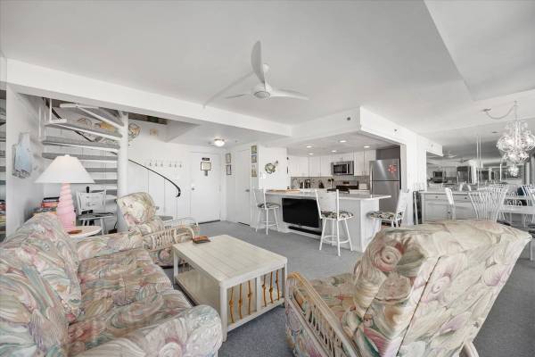 $1,750 / 2br - Acogedor alquiler de invierno de 2 dormitorios en el Capri con piscina cubierta! (Ocean City)63806890718211123