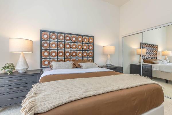 $3,069 / 3br - 1344ft2 - Your Perfect 3BR Nest This Fall 🕯️🍁63912983770499121
