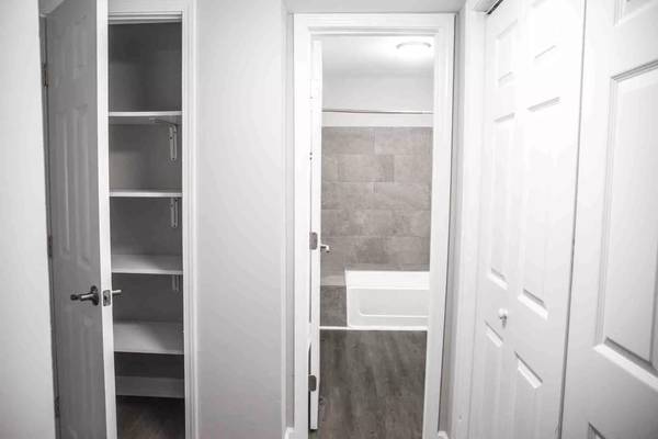 $972 / 1br - 770ft2 - A New Day, A Fresh Start: Your Ideal Home Awaits! (Decatur)63964261729410122