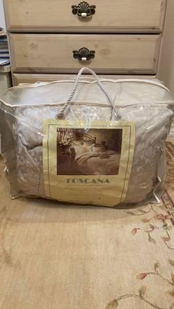 COMFORTER SET, TOSCANA – BRAND NEW 1