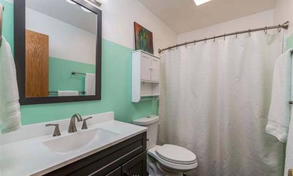 $1,350 / 4br - 1900ft2 - Sunny, spacious fully furnished room for rent w/ private bathroom! (Barkley Village)63509634191875121