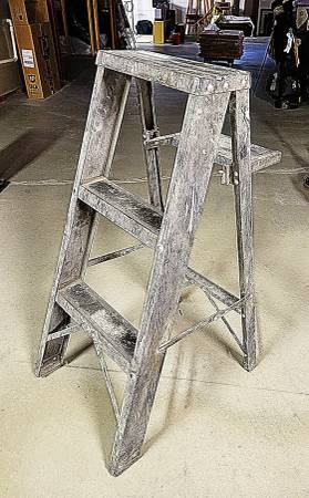Magnesium Step Ladder 1
