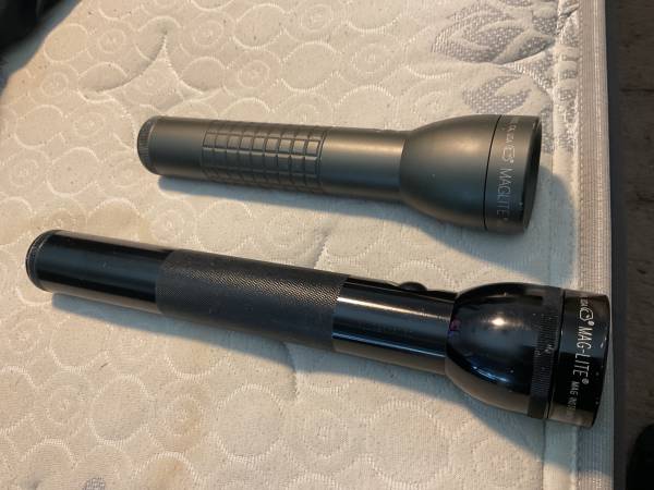 Maglite flashlight 1
