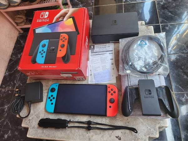 Nintendo switch oled 1