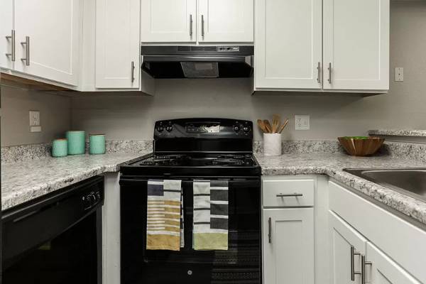 $711 / 1br - 720ft2 - 🏡 PERFECT PAD! ONLY $711! Spacious 1 Bed/1 Bath (720 sqft) W/D IN UNI (Philadelphia, PA)64046034262147121