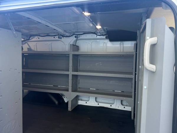 2019 Ford Transit 150 3dr - Photo 12