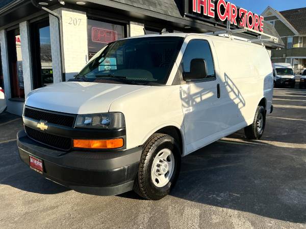 Camioneta Chevrolet Chevy Express Cargo 2020 RWD 3500 de 135" - Obtenga - $15,995 (Aurora, IL)63618826003713121