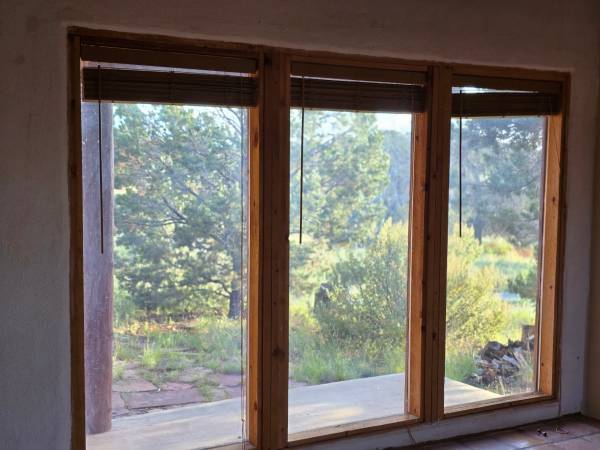 $1,875 / 1br - 1100ft2 - Country Sanctuary . Private and quiet.63659815582083122