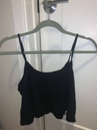 Black Cropped Tank Top 1