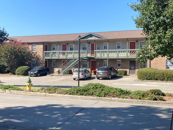 $880 / 1br - 610ft2 - ✨ Ahora en alquiler en Arbor Park Apartments – Huntsville, AL! ✨ (Huntsville, AL)63801809173891122