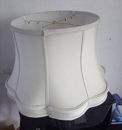 Pretty Lamp Shade Great Quality ONLY $3! 1