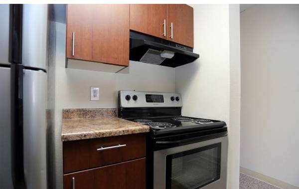 $1,029 / 1hab - 630ft2 - 1A/1B, ¡Ubicado en Denver!, Acceso controlado (Goldsmith)63973355589763122