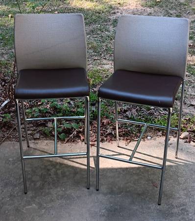 Keilhauer Flit Taburetes de bar nuevos en caja abierta - $175 (Cullman)62948856412419120