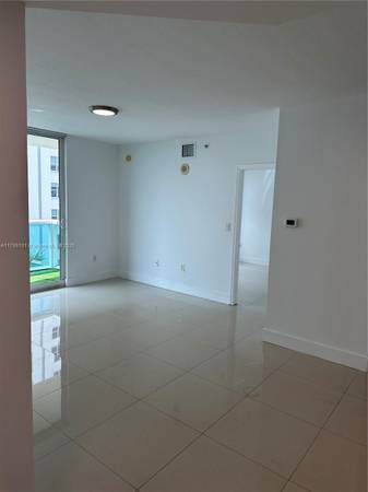 $3,825 / 2br - 930ft2 - Beachfront 2bd with Beach Access! (The Waverly- Surfside)64001844576131124