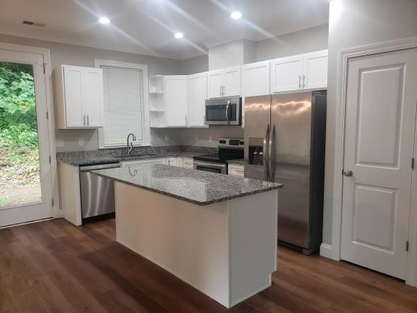 $1,795 / 3br - 214 Forest Drive (Travelers Rest)63783789340291121